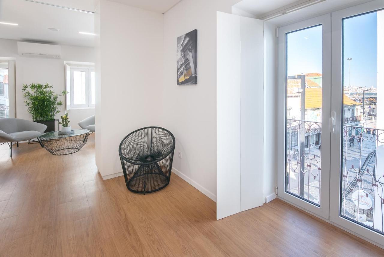 Vista Lisboa Guest Apartments Almada Dış mekan fotoğraf